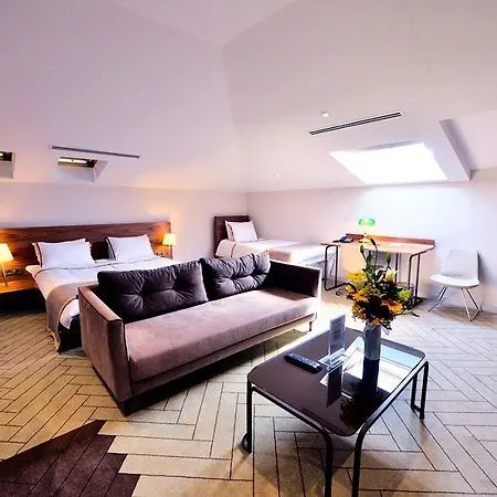 Lägenhetshotell L'onde Business 4*