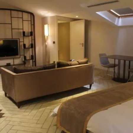 L'onde Business 아파트호텔