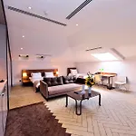 L'onde Business Aparthotel 4*